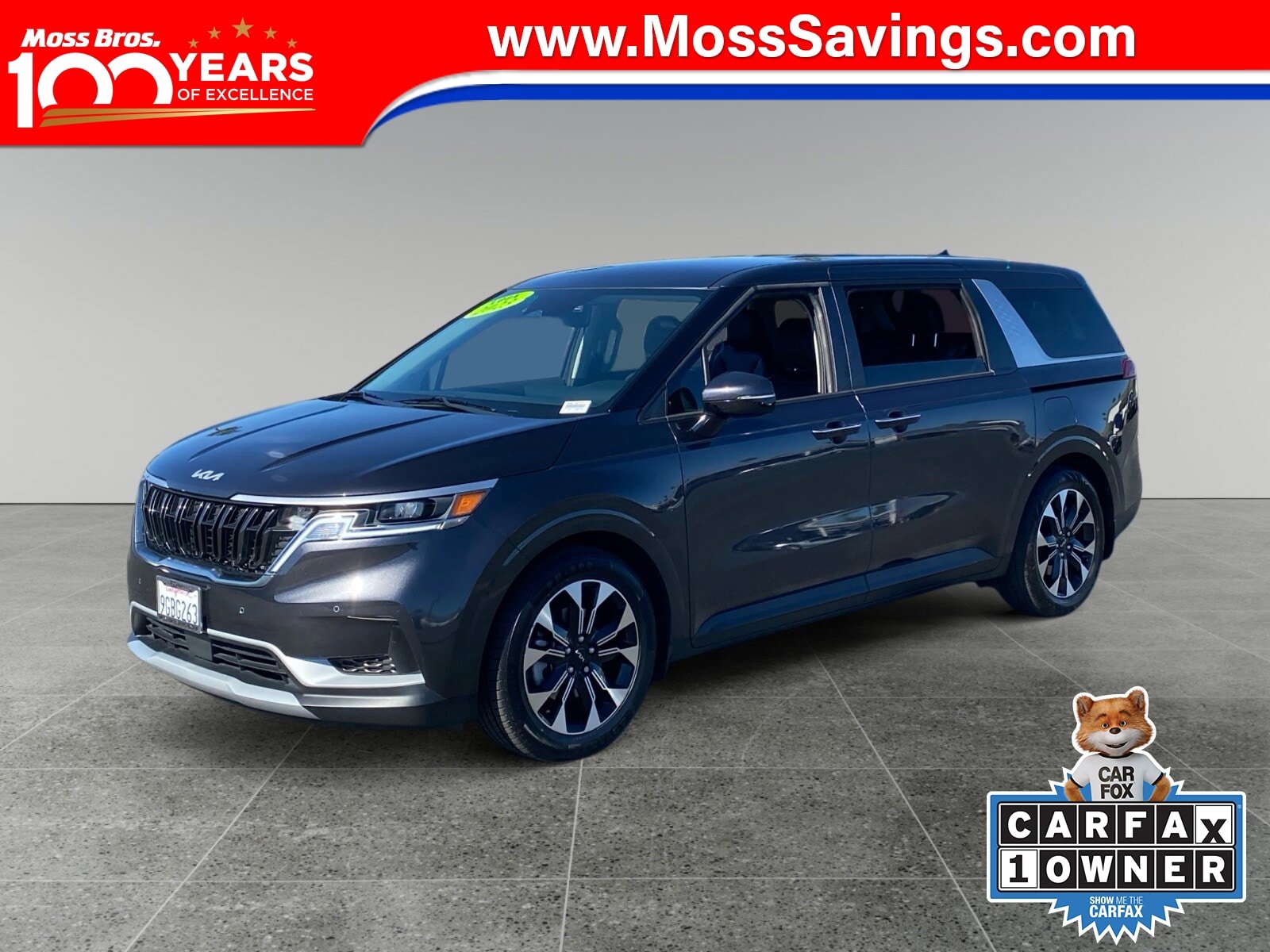 Used 2023 Kia Carnival EX image 1