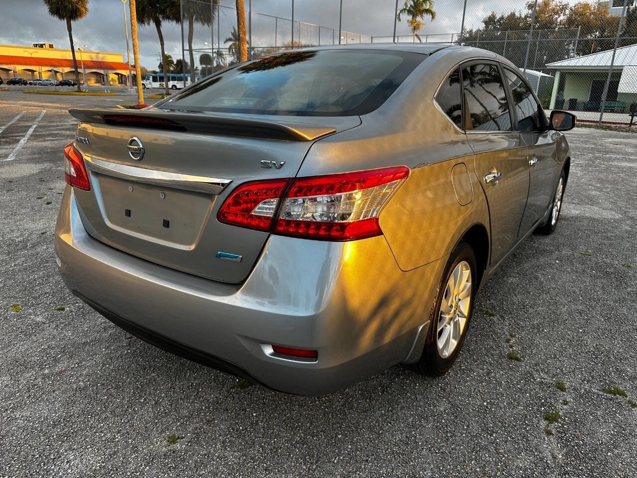 Used 2014 Nissan Sentra SV image 6