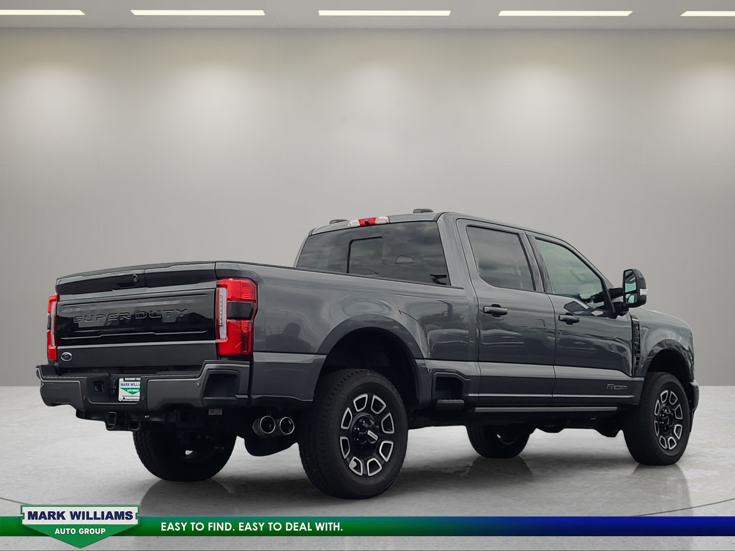 Used 2026 Ford F250 Platinum AWD/4WD image 4