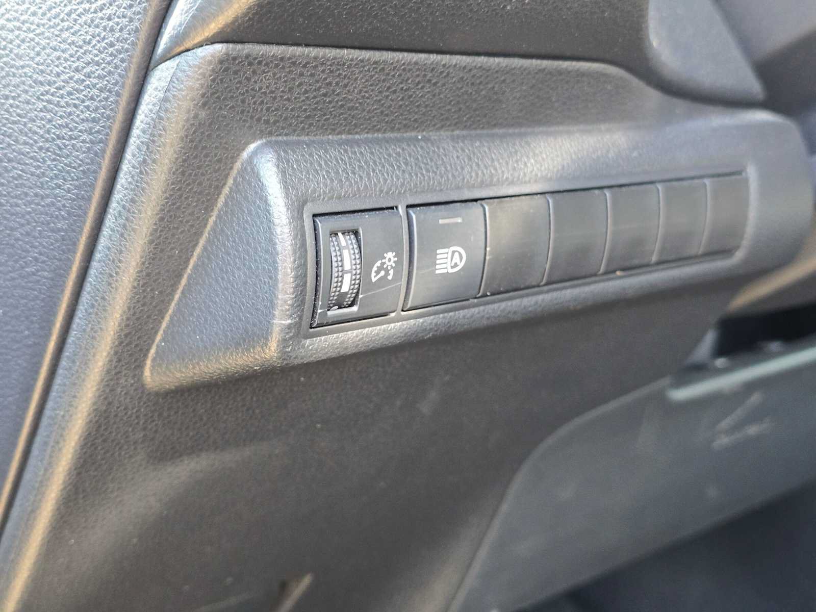 Certified 2025 Toyota Corolla LE FWD image 26