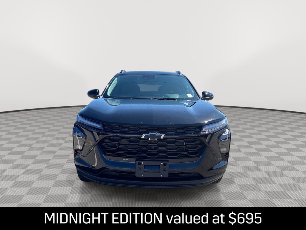 New 2026 Chevrolet Trax LT w/ Midnight Edition FWD image 3