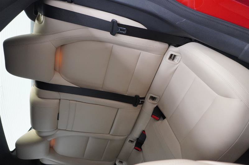 Used 2017 Mercedes-Benz CLA 250 image 4
