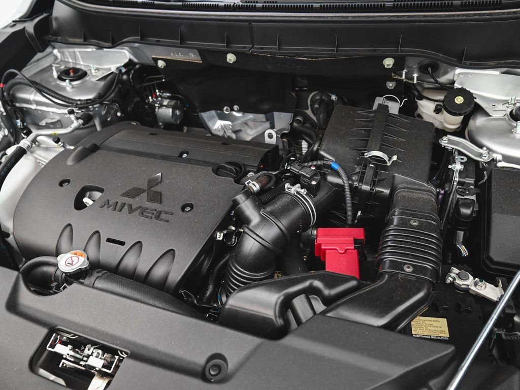 Used 2025 Mitsubishi Outlander Sport LE image 33