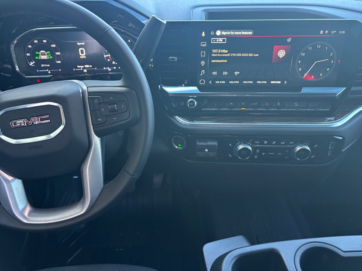 Certified 2026 GMC Sierra 1500 Elevation image 21