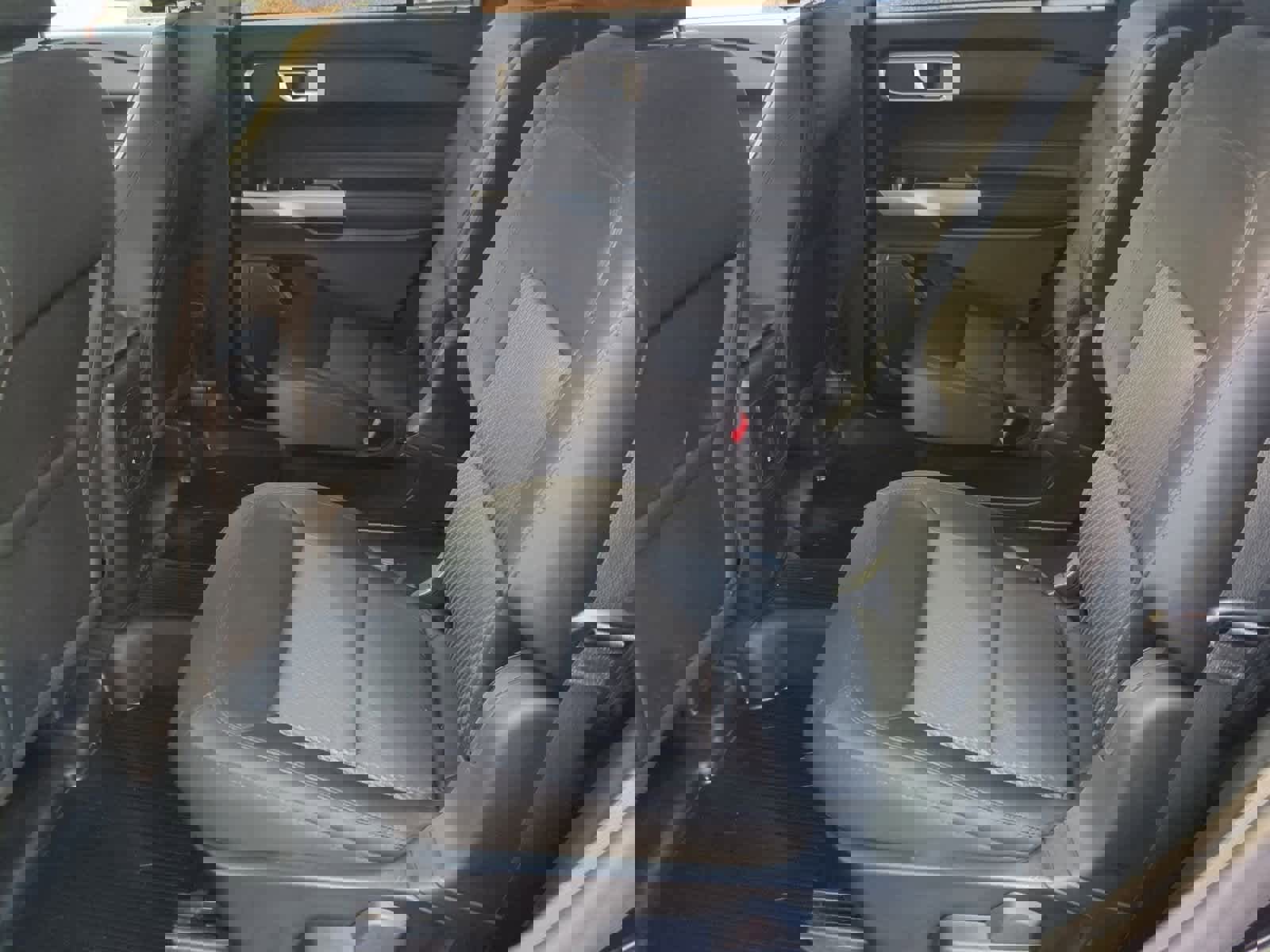 Used 2023 Ford Explorer XLT image 19