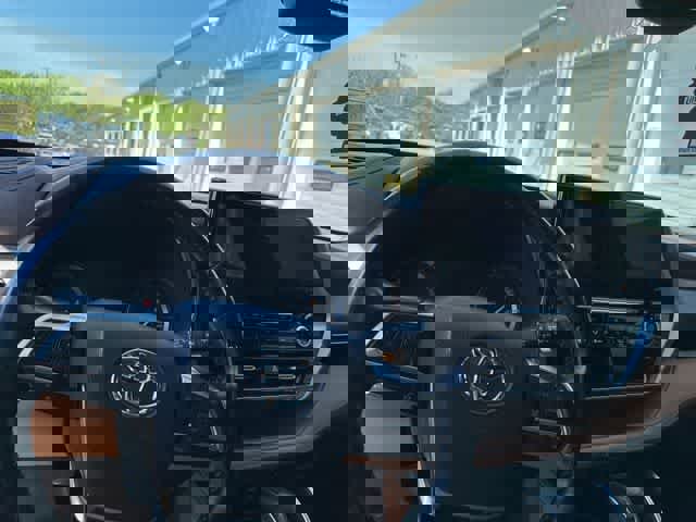 Used 2020 Toyota Highlander Platinum image 7