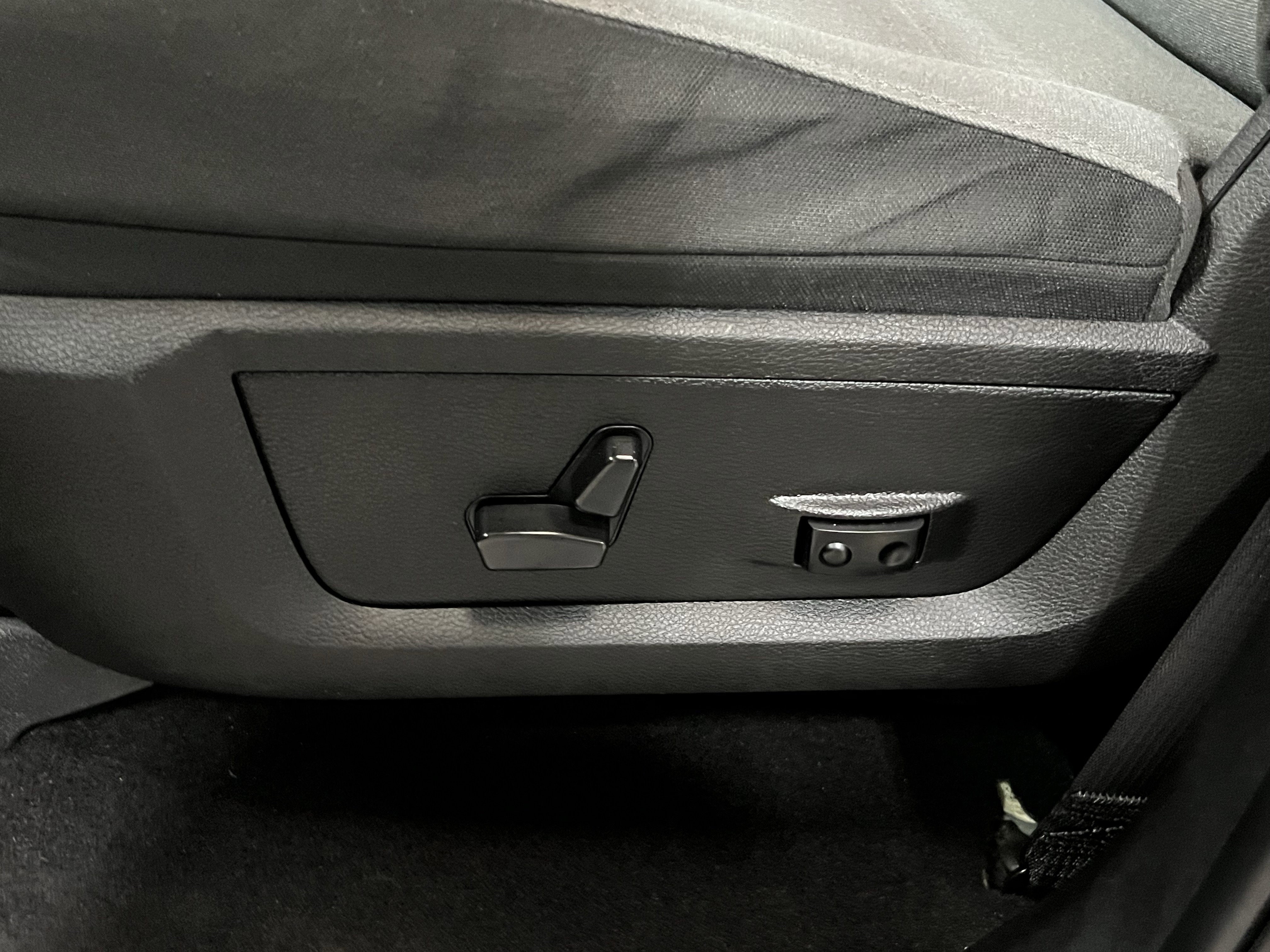 Used 2023 RAM 1500 Classic SLT image 16