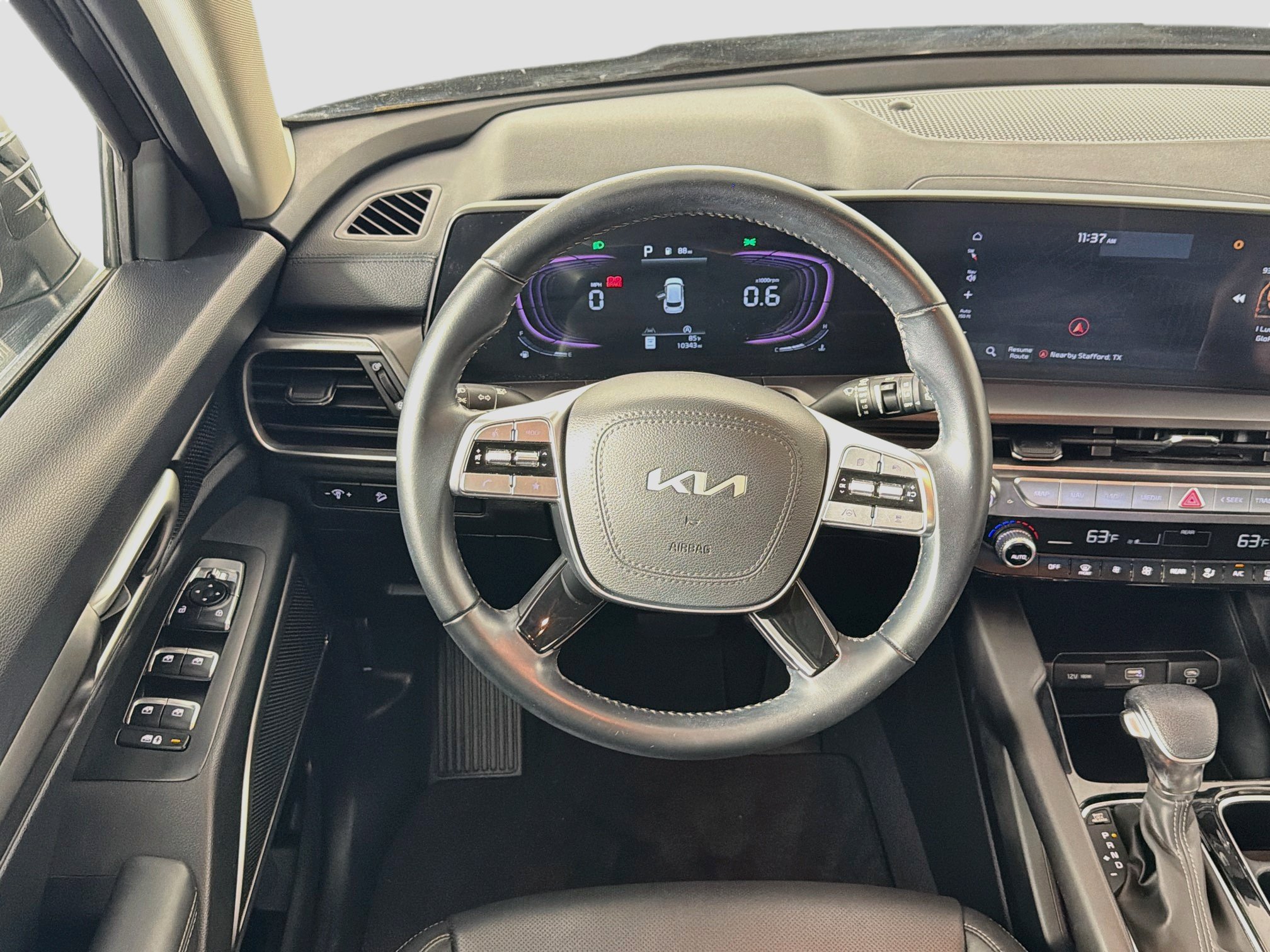 Used 2025 Kia Telluride LX FWD image 18