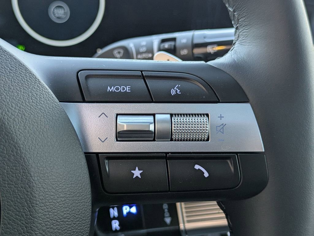 New 2025 Hyundai Tucson Limited image 19