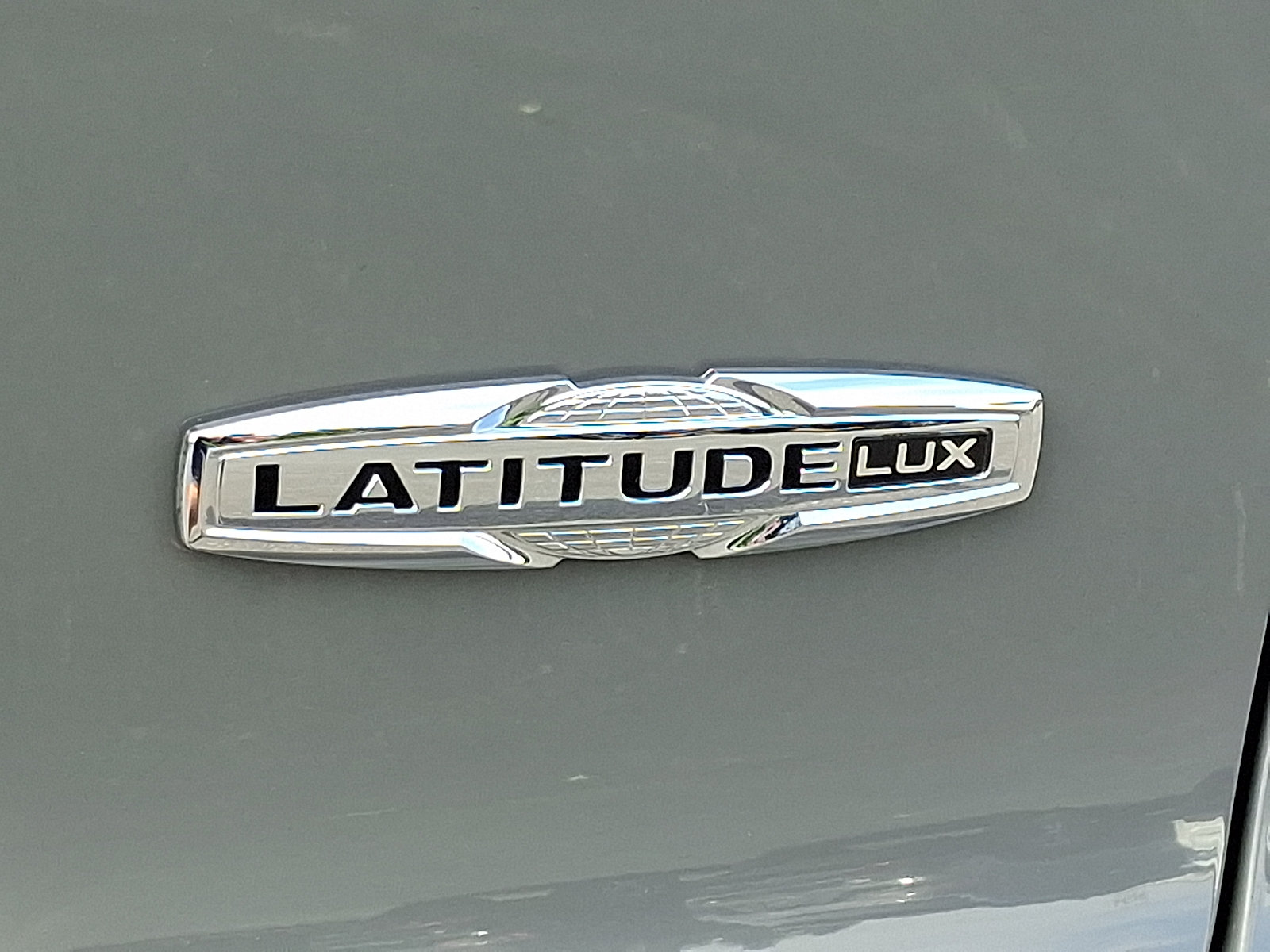 Certified 2021 Jeep Cherokee Latitude Lux w/ Sun & Sound Group AWD/4WD image 30