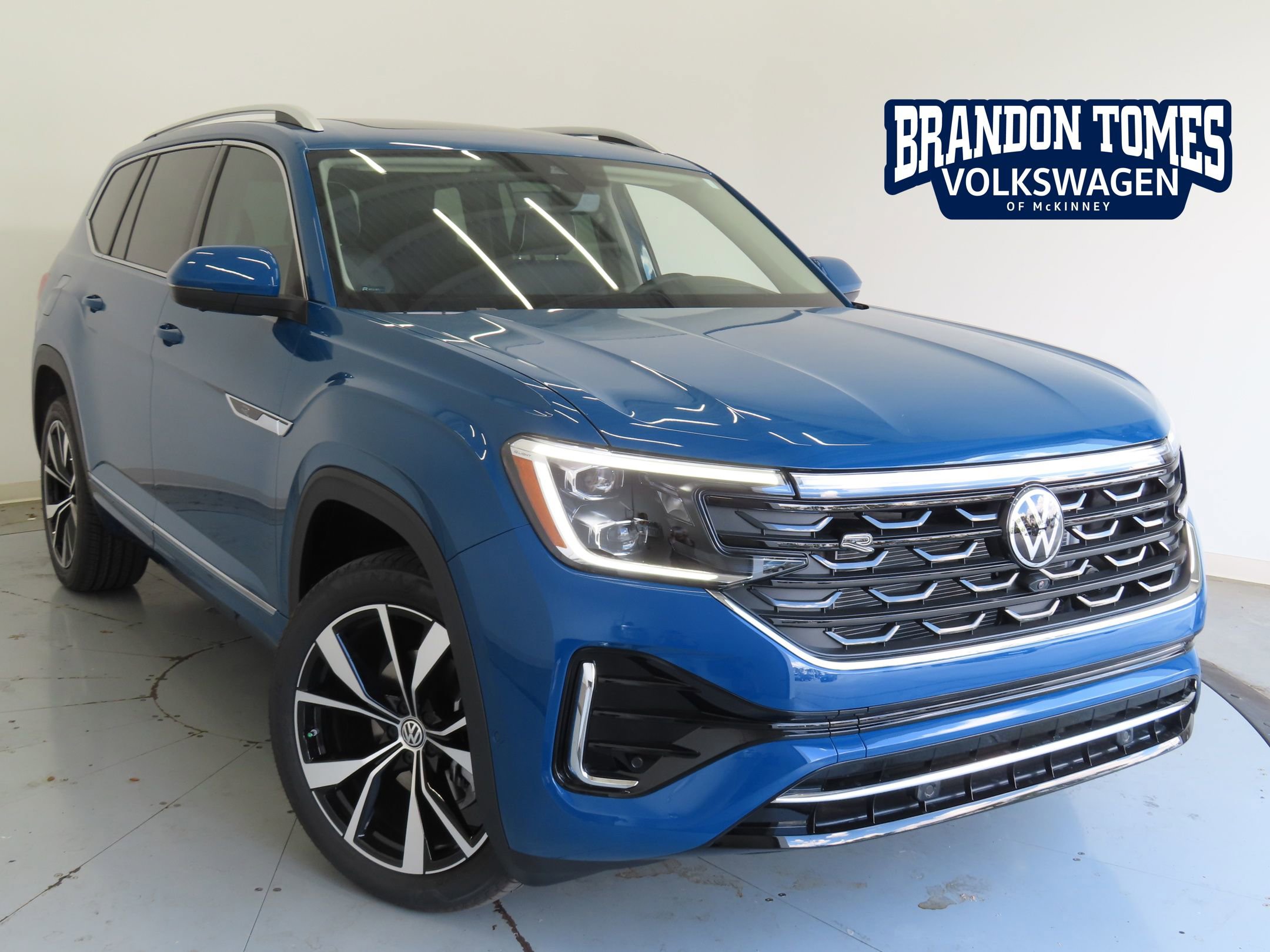 New 2026 Volkswagen Atlas SEL Premium R-Line