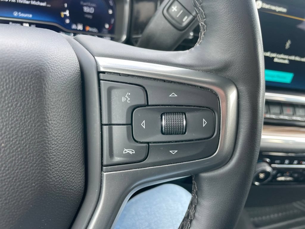 Used 2025 Chevrolet Silverado 1500 LT AWD/4WD image 20