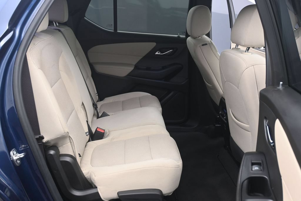 Certified 2023 Chevrolet Traverse LS AWD/4WD image 12