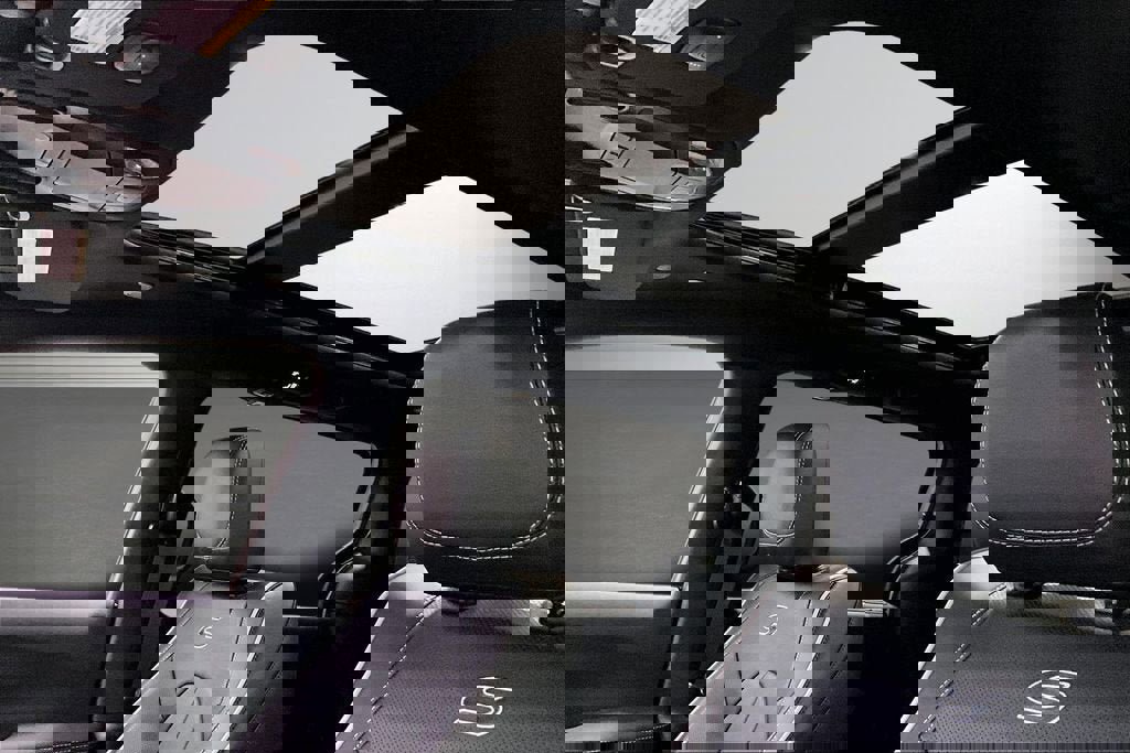 New 2026 Chrysler Pacifica Limited w/ S Appearance Package image 13