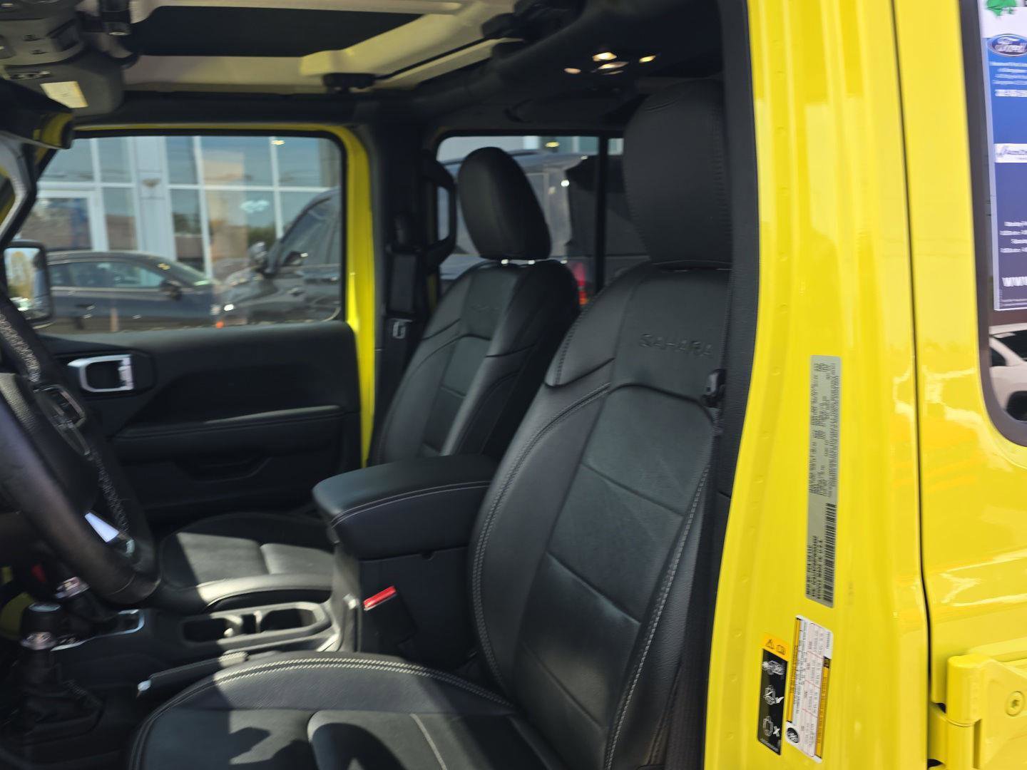 Used 2023 Jeep Wrangler Sahara w/ Cold Weather Group image 13