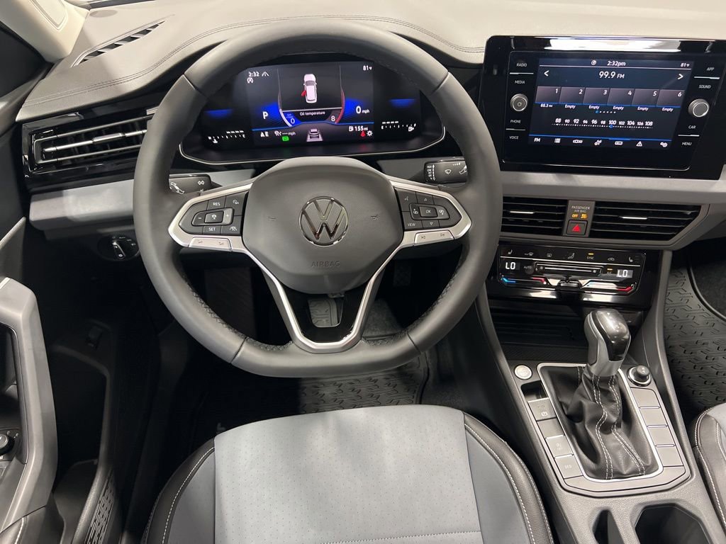 New 2025 Volkswagen Jetta SE image 14
