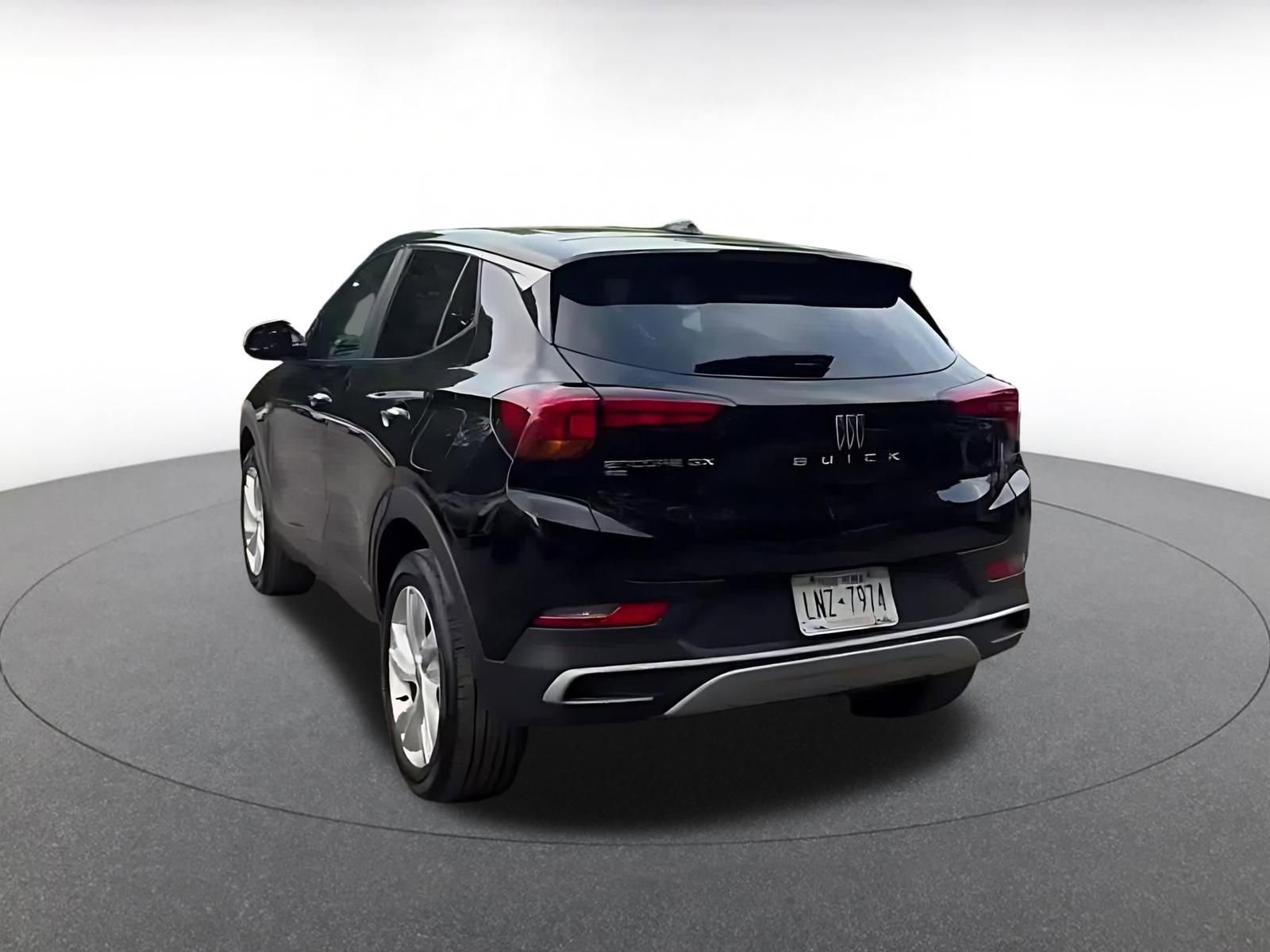 Used 2025 Buick Encore GX Preferred AWD/4WD image 11