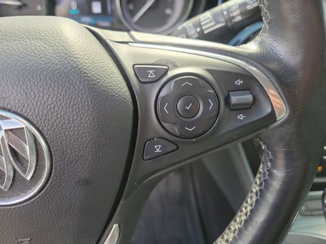 Used 2020 Buick Envision Essence w/ Experience Buick Package FWD image 12