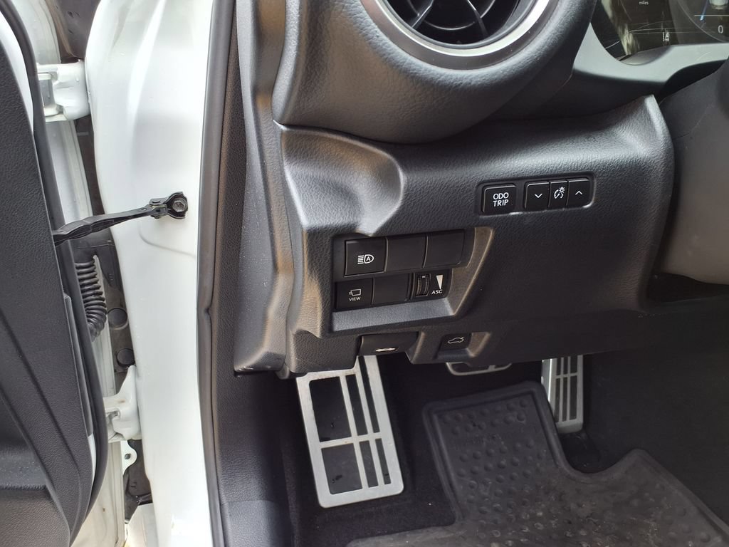 Used 2021 Lexus IS 350 F Sport w/ Dynamic Handling Package RWD image 26