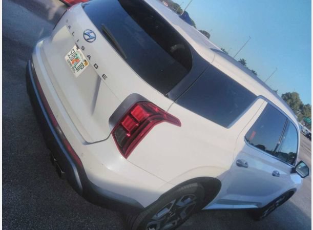 Used 2024 Hyundai Palisade Limited FWD image 4