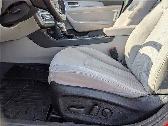 Used 2018 Hyundai Sonata SEL w/ Tech Package 02 image 13