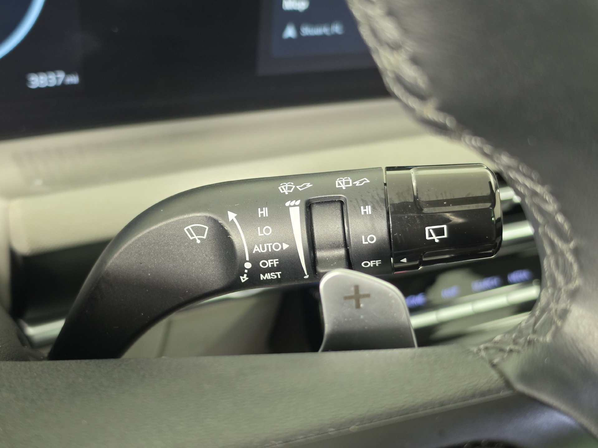 Used 2025 Hyundai Tucson Limited AWD/4WD image 10