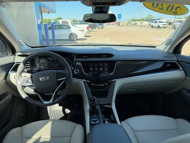 Used 2020 Cadillac XT6 Premium Luxury FWD image 17