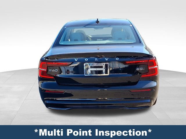 Used 2024 Volvo S60 B5 Core image 6
