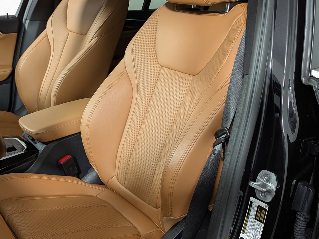 Certified 2023 BMW X3 xDrive30i w/ Convenience Package image 18