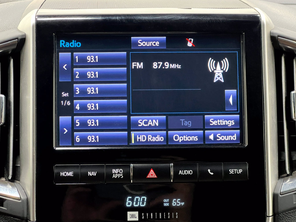 Used 2019 Toyota Land Cruiser AWD/4WD image 25
