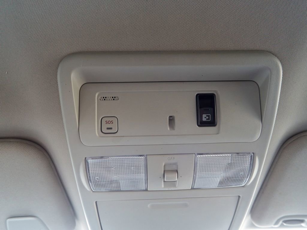 Used 2017 Nissan Titan Platinum Reserve image 29