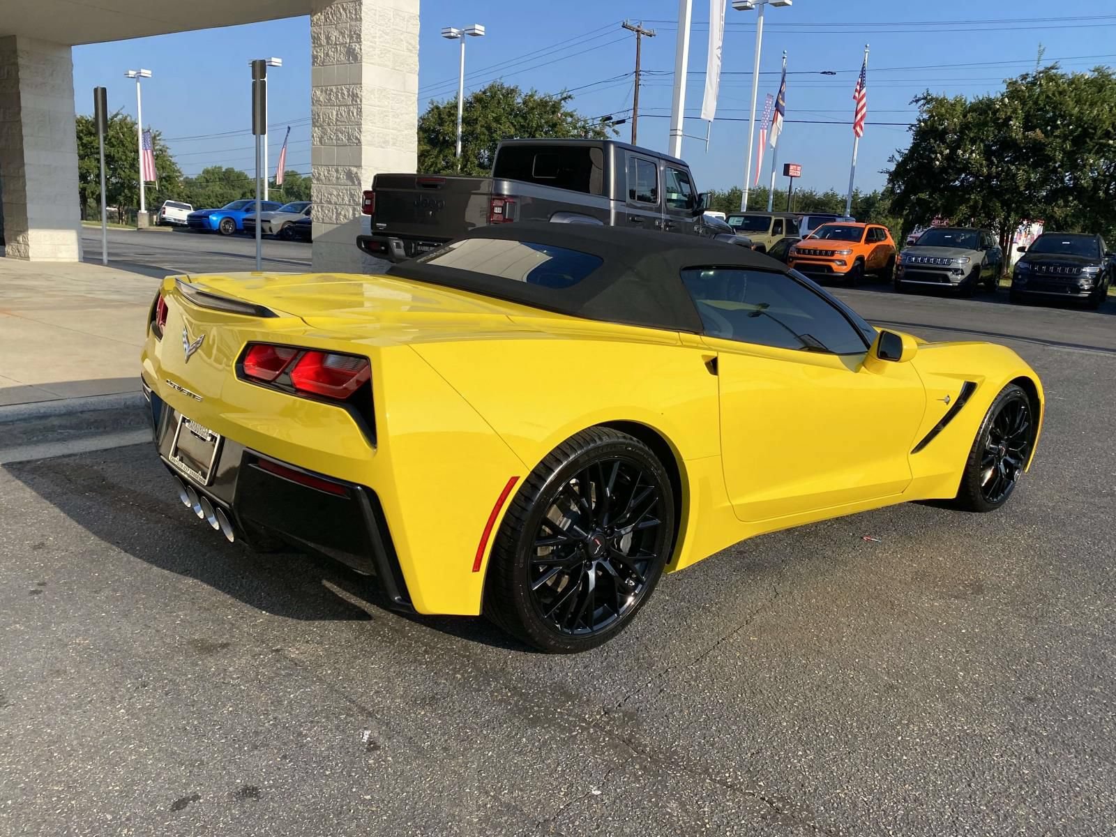 Used 2019 Chevrolet Corvette Stingray Convertible w/ 3LT Preferred Equipment Group RWD image 10