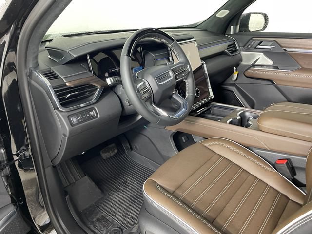 New 2026 GMC Acadia Denali Ultimate w/ LPO, Illumination Package AWD/4WD image 3