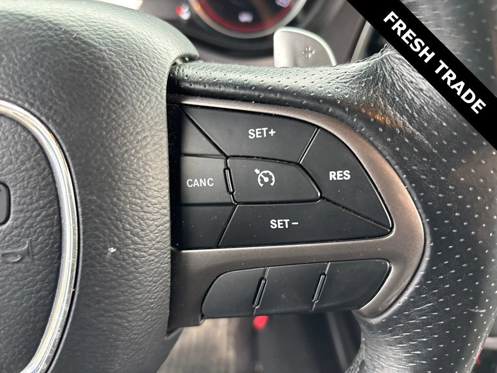 Used 2019 Dodge Challenger R/T w/ Driver Convenience Group RWD image 11