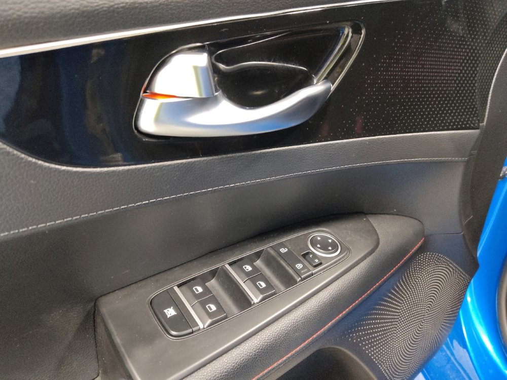 Used 2023 Kia Forte GT image 27