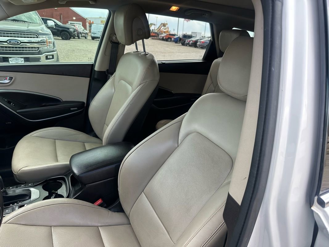 Used 2019 Hyundai Santa Fe XL AWD/4WD image 37