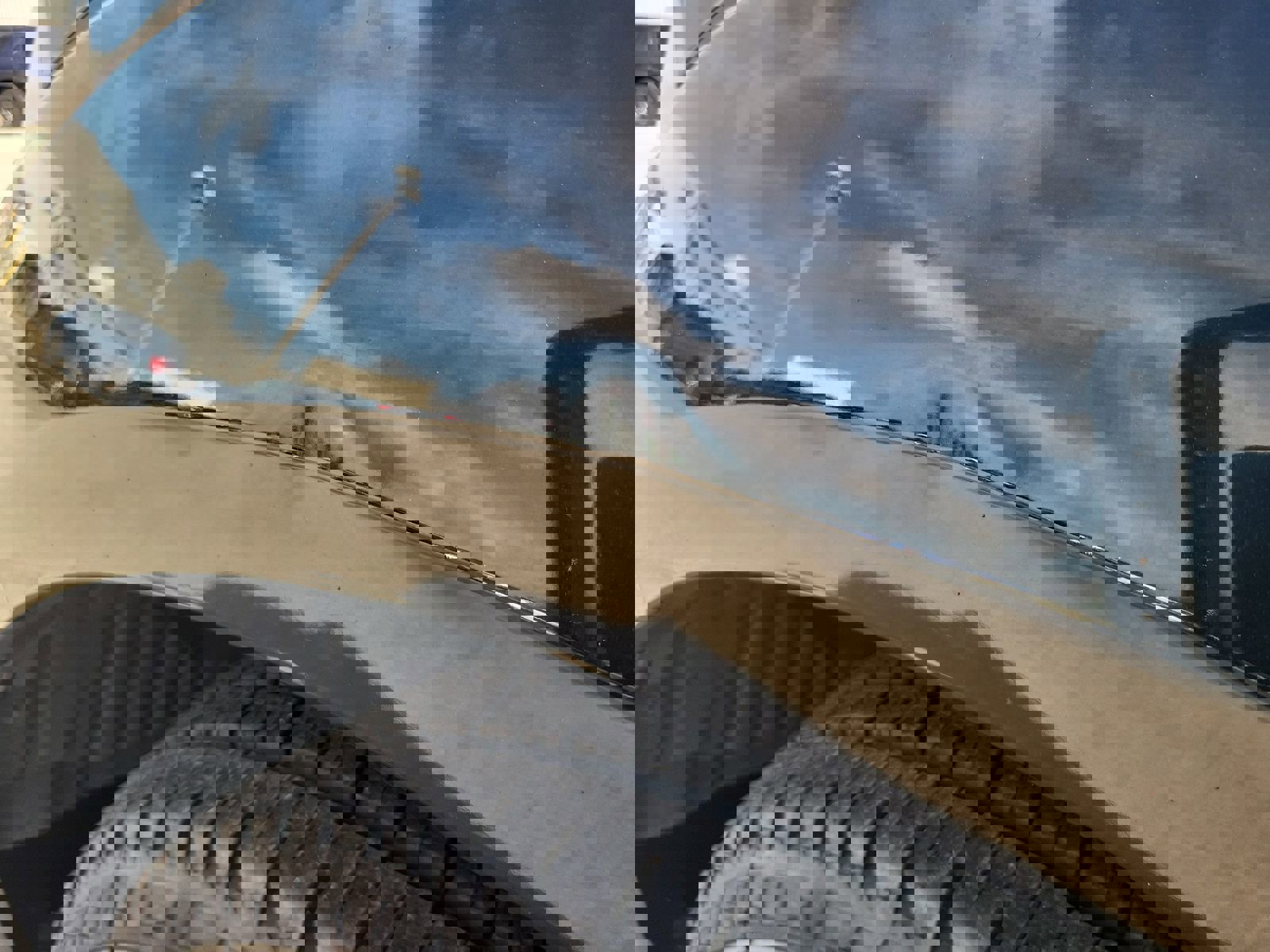 Used 2010 Nissan Frontier LE w/ LE Value Truck Pkg image 32