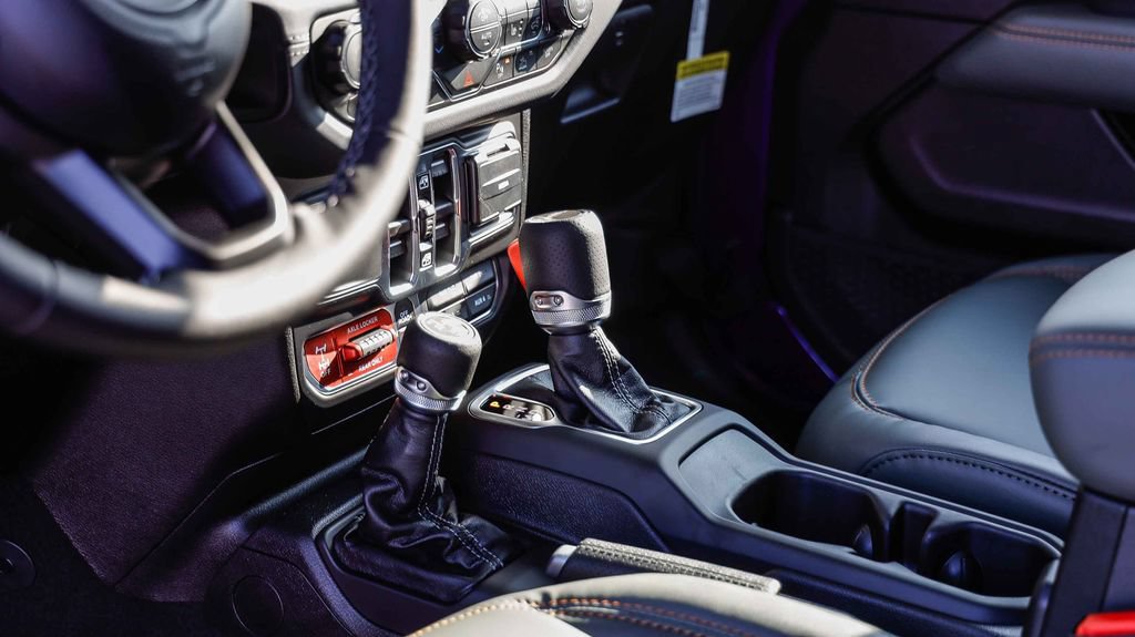 New 2026 Jeep Gladiator Mojave AWD/4WD image 24
