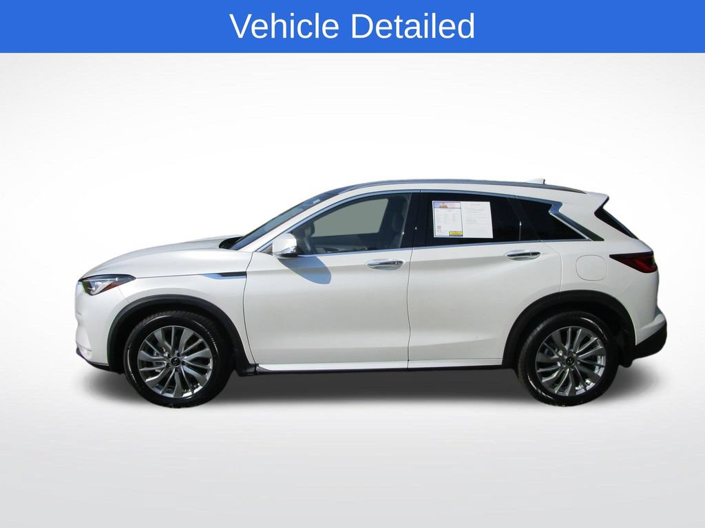 Used 2023 INFINITI QX50 Luxe w/ Cargo Package FWD image 3