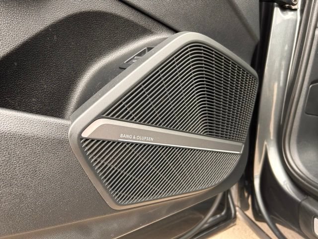 Used 2019 Audi SQ5 Premium Plus w/ Premium Plus Package AWD/4WD image 33