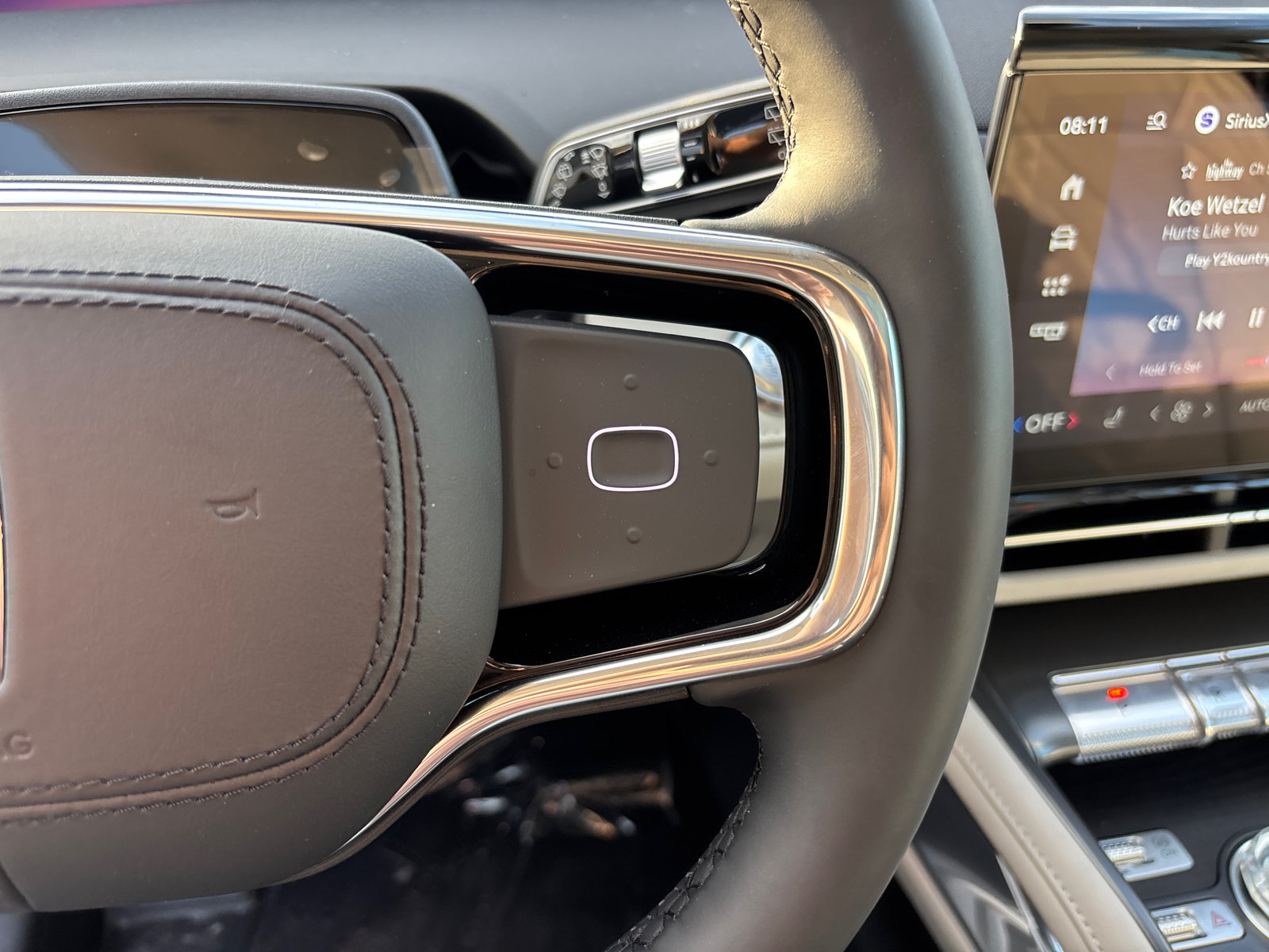 New 2026 Lincoln Nautilus Reserve AWD/4WD image 18