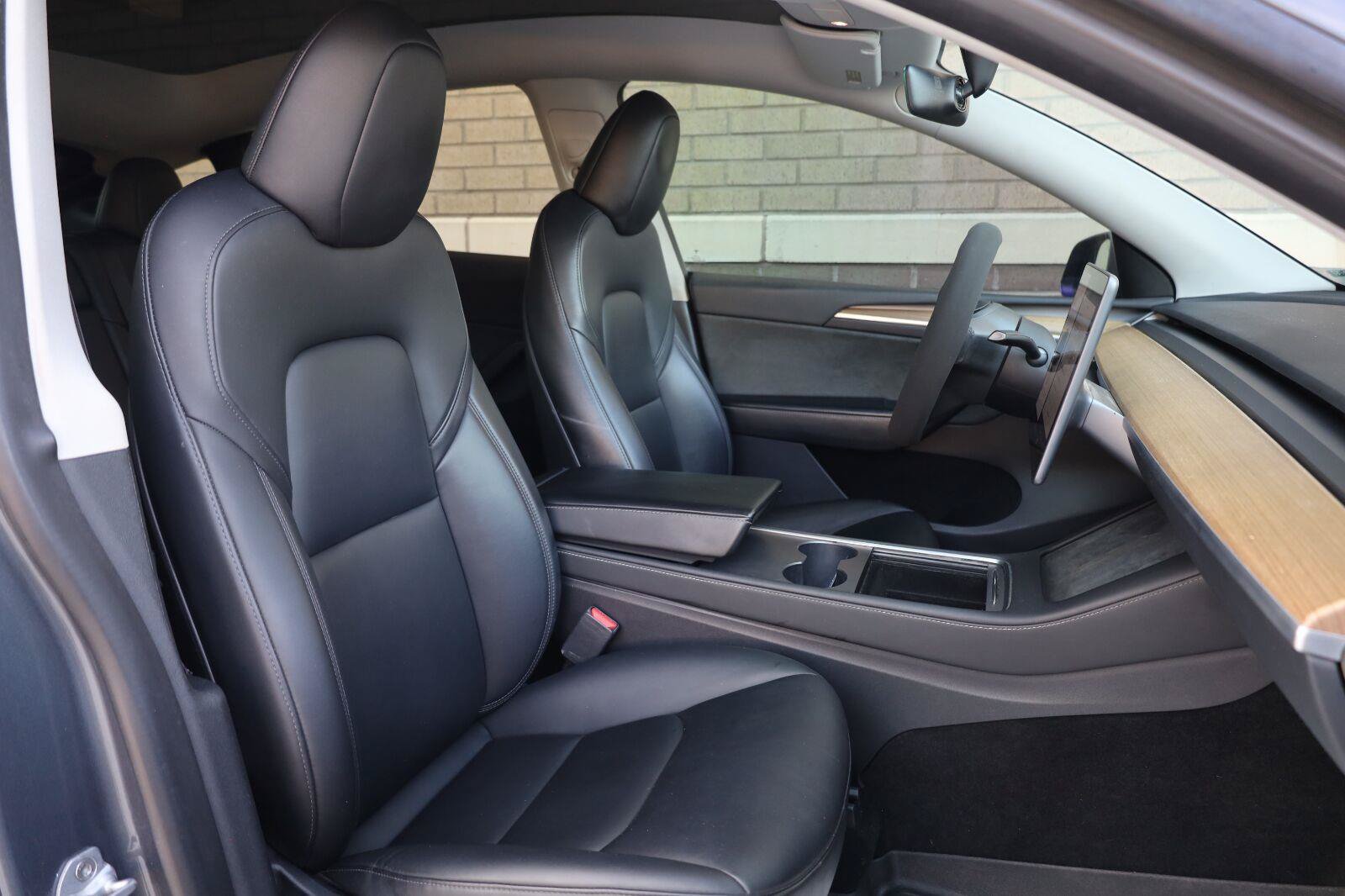 Used 2023 Tesla Model Y Long Range AWD/4WD image 28