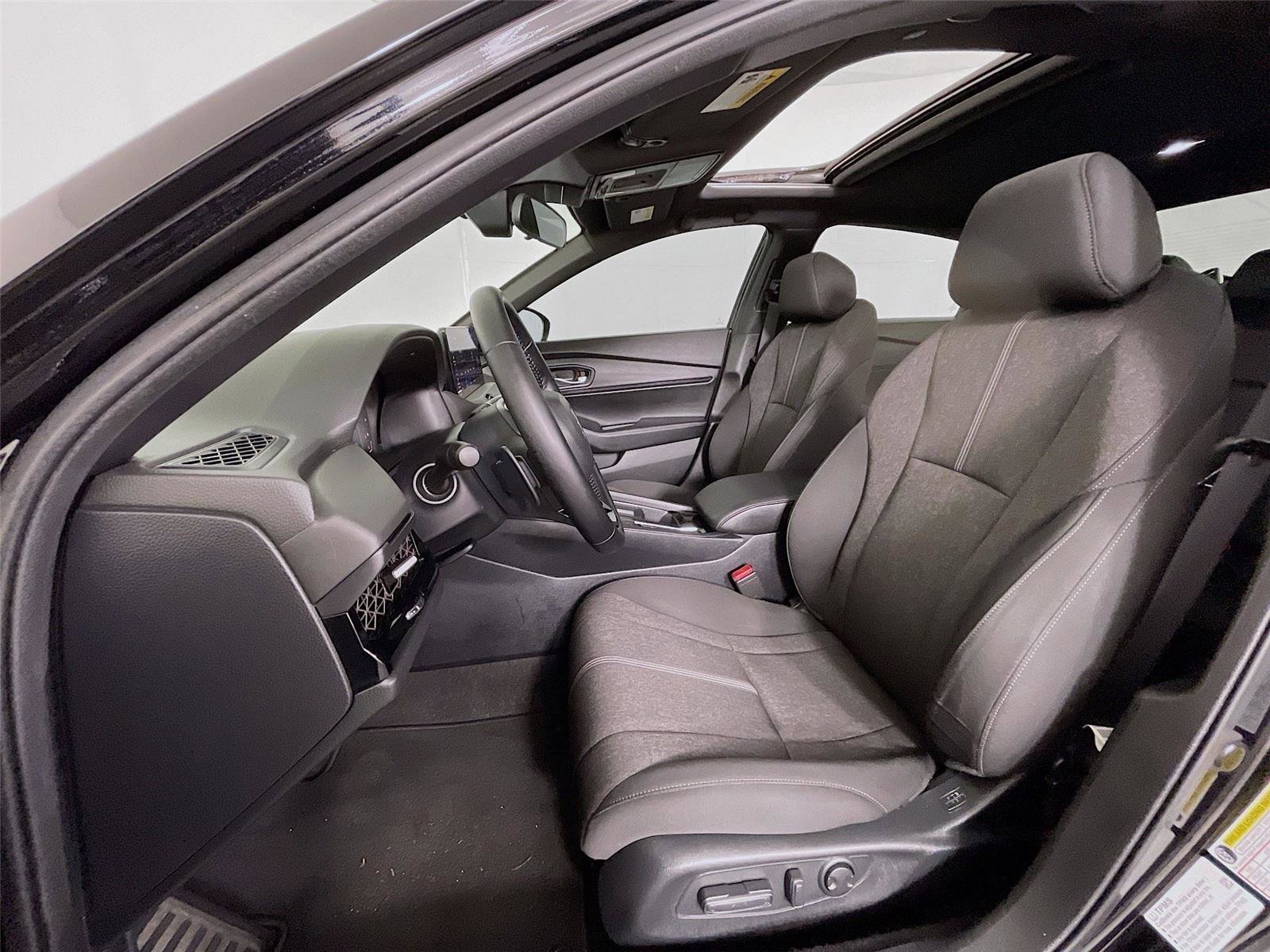 Used 2024 Honda Accord Sport image 23