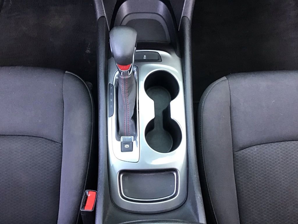 Used 2022 Chevrolet Malibu RS image 16