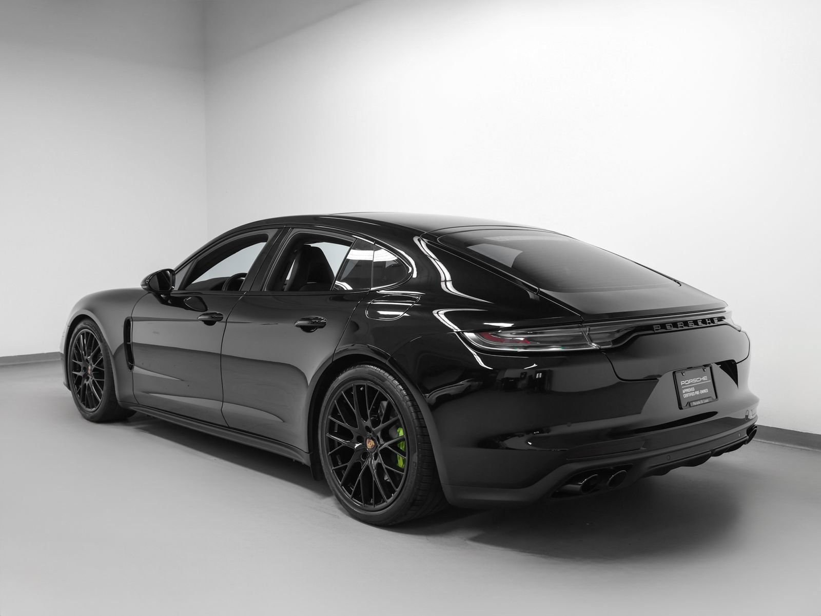 Certified 2023 Porsche Panamera AWD/4WD image 5