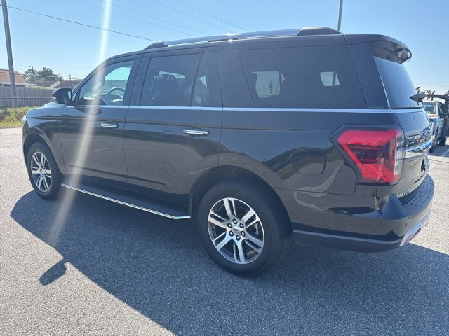 Used 2023 Ford Expedition Limited image 4