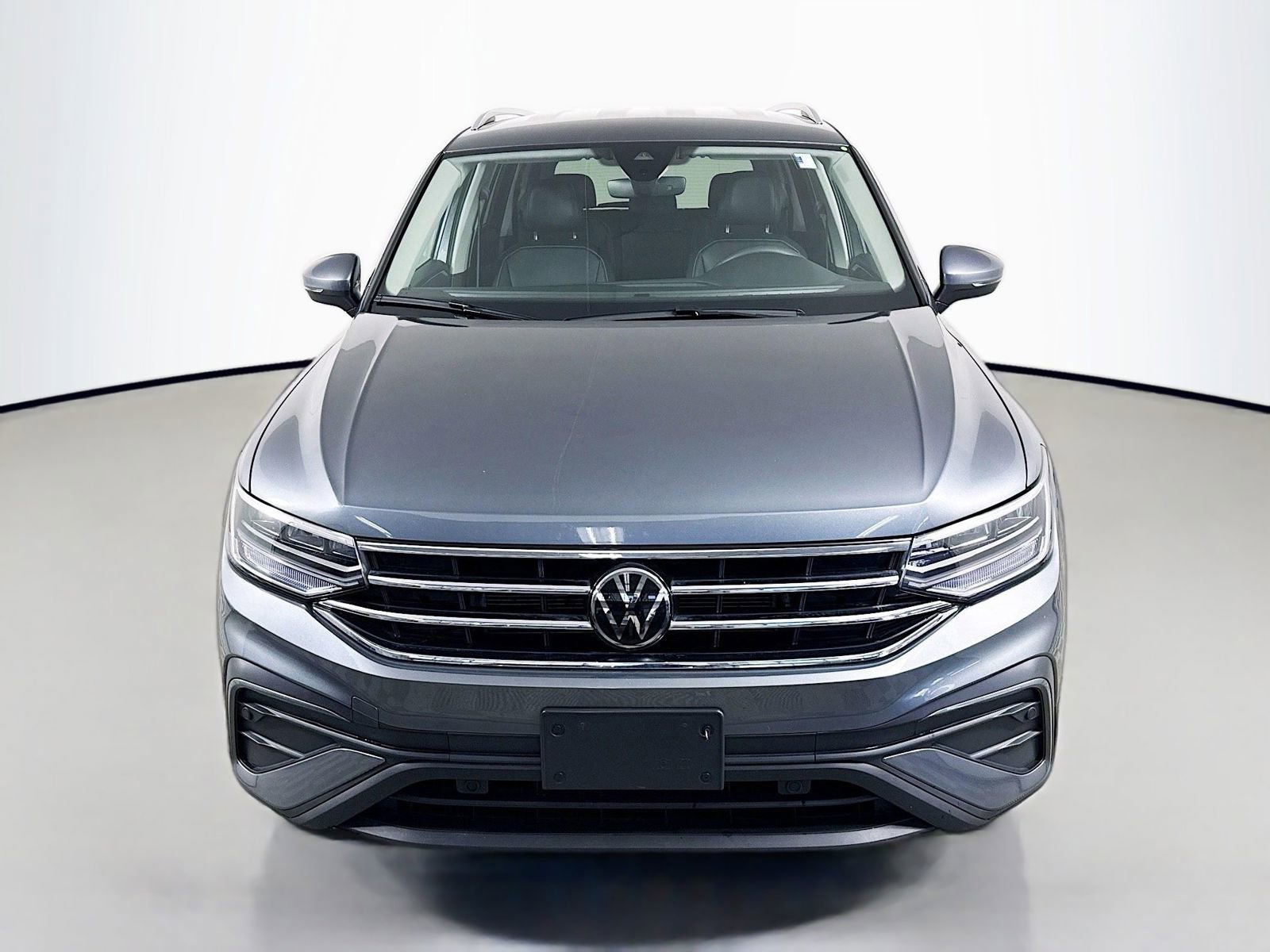 Certified 2024 Volkswagen Tiguan SE AWD/4WD image 6