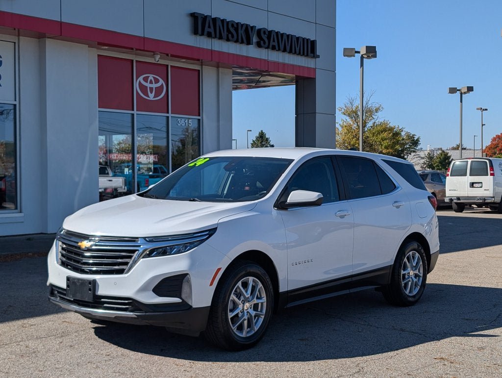 Used 2024 Chevrolet Equinox LT AWD/4WD image 3