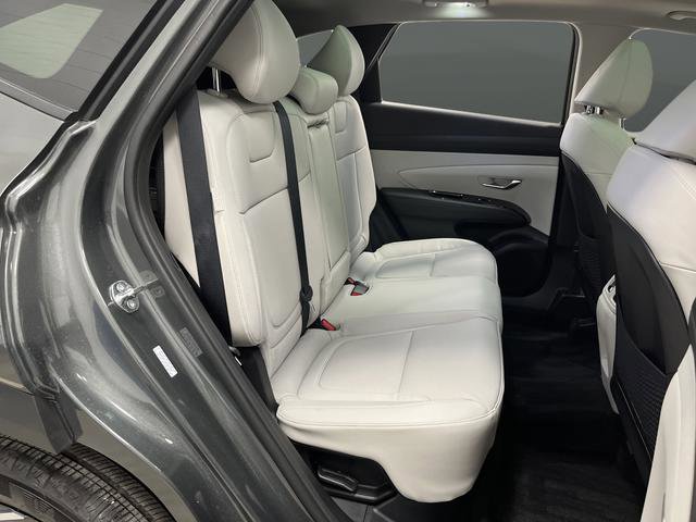 Used 2025 Hyundai Tucson Limited image 34