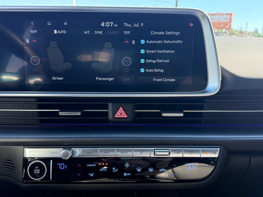 Certified 2025 Hyundai Ioniq 6 SEL AWD/4WD image 22